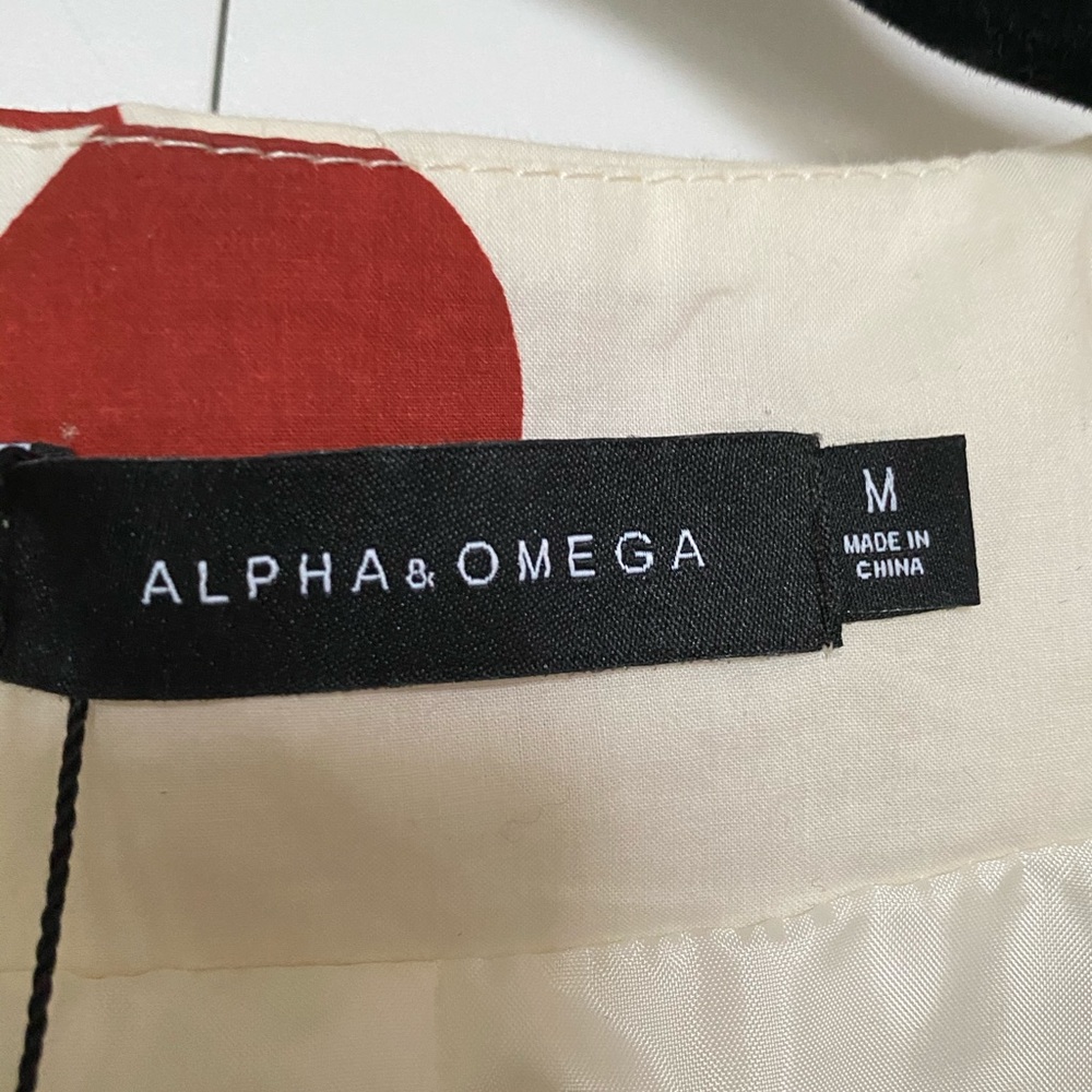 Alpha & Omega Polka Dot Top - Picture 3 of 4